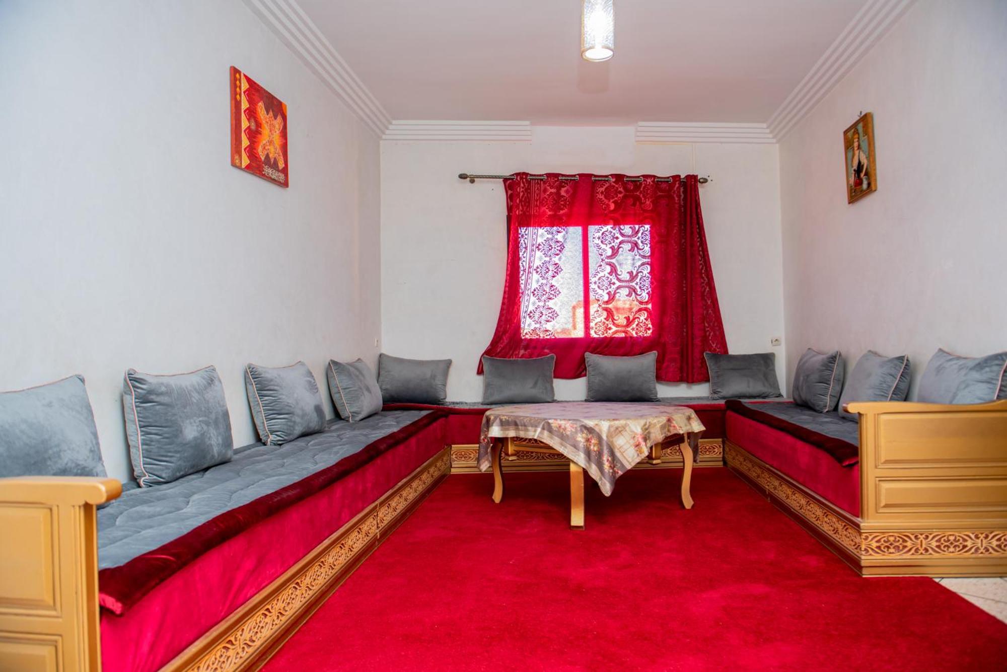 Appartement Afgo Уарзазат Экстерьер фото